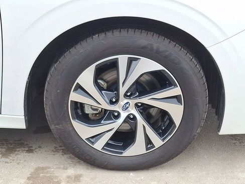 Certified 2025 Subaru Legacy Premium AWD/4WD image 9