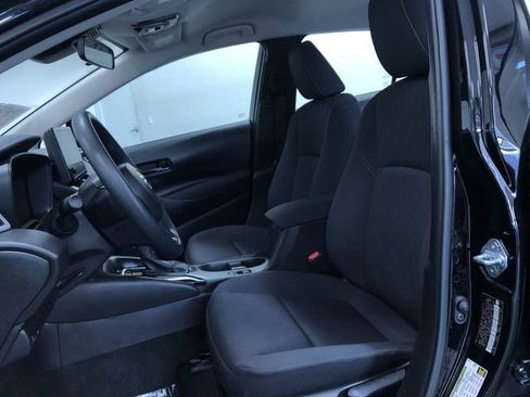 Certified 2025 Toyota Corolla LE image 17