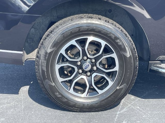 Used 2022 Ford Expedition XLT AWD/4WD image 9