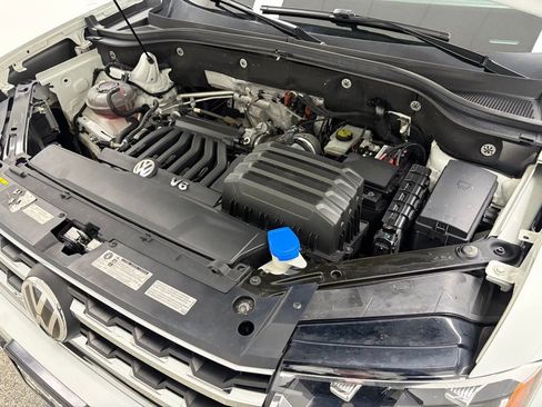 Used 2019 Volkswagen Atlas SEL R-Line image 61
