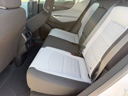 Used 2023 Chevrolet Equinox LS w/ Midnight Edition FWD image 11