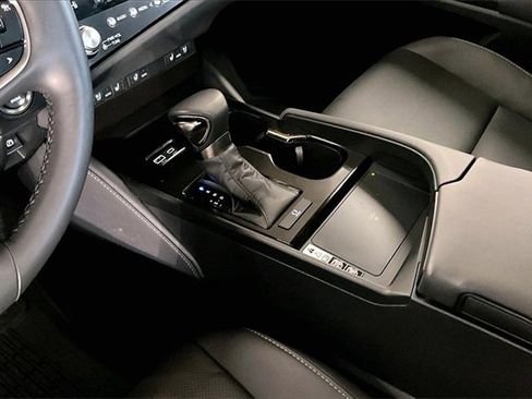 Used 2023 Lexus ES 250 w/ Premium Package image 18