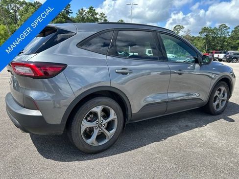 Used 2025 Ford Escape ST-Line FWD image 2