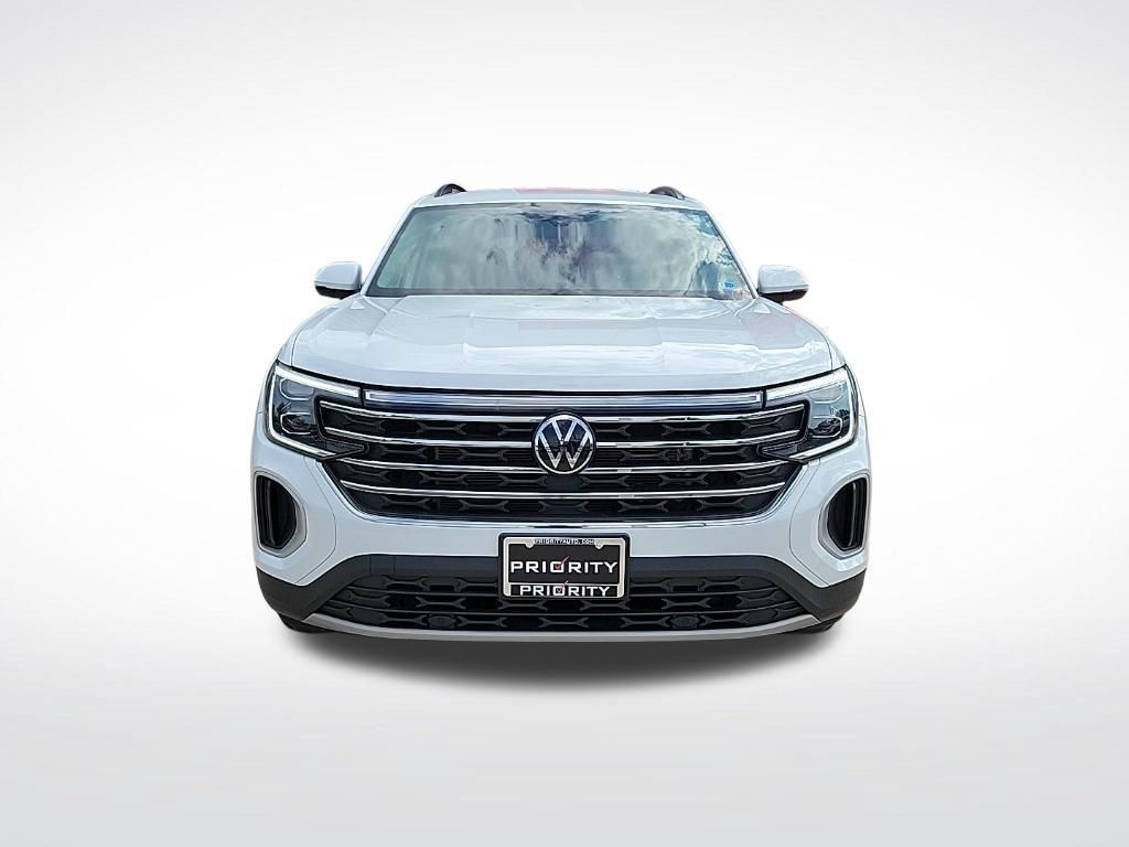 Used 2024 Volkswagen Atlas SE FWD image 8
