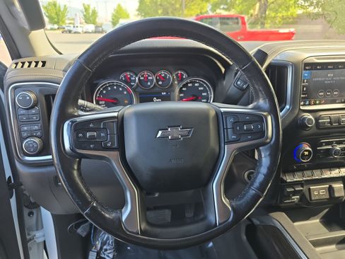 Used 2019 Chevrolet Silverado 1500 LT Trail Boss AWD/4WD image 33
