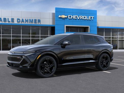 New 2025 Chevrolet Equinox EV RS w/ Convenience Package II AWD/4WD image 16