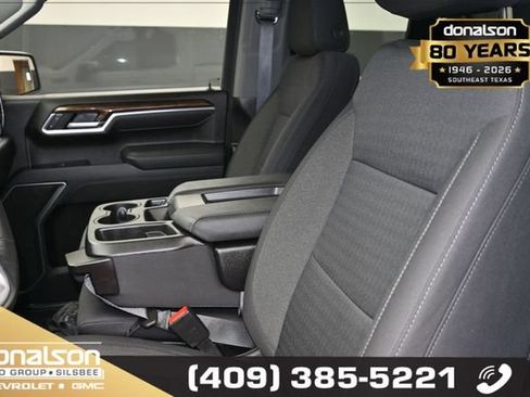 Used 2025 GMC Sierra 1500 SLE w/ X31 Off-Road Package AWD/4WD image 8