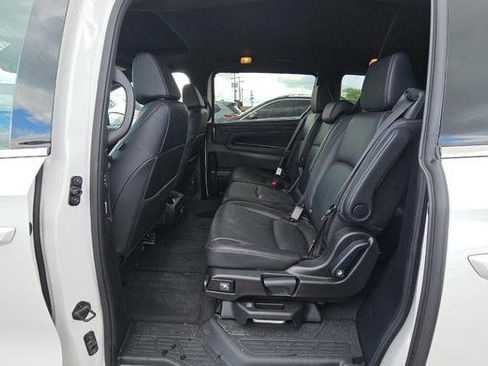 Used 2025 Honda Odyssey Sport-L image 12