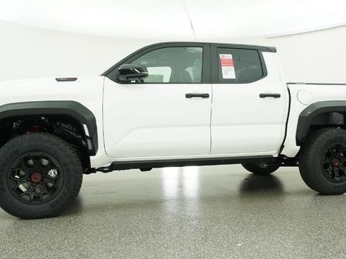 New 2026 Toyota Tacoma TRD Pro AWD/4WD image 18