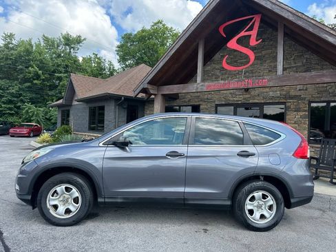 Used 2016 Honda CR-V LX image 2