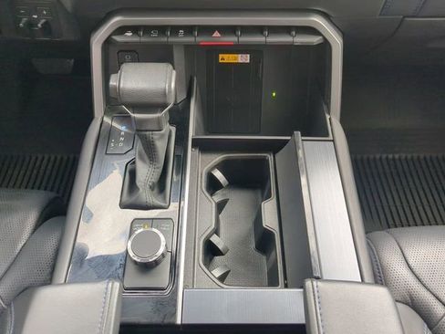 Used 2024 Toyota Tundra Platinum image 21