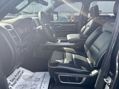 Certified 2025 RAM 1500 Laramie w/ Sport Appearance Package AWD/4WD image 10