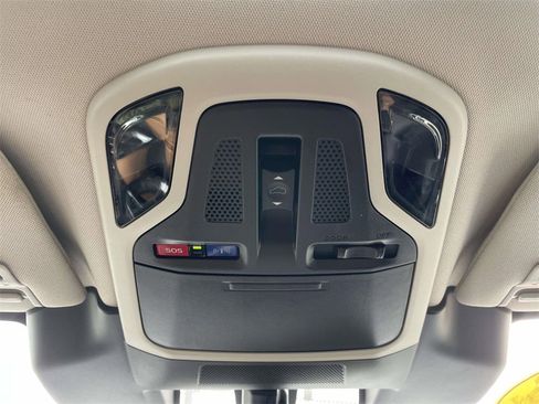 Used 2023 Subaru Outback Limited XT image 32