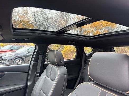 Used 2024 Chevrolet Blazer Premier w/ Enhanced Convenience Package image 45