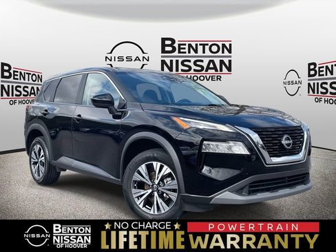 Used 2023 Nissan Rogue SV image 1