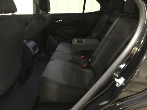 Used 2024 Chevrolet Equinox LT FWD image 38