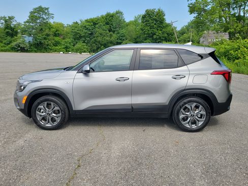Used 2026 Kia Seltos LX AWD/4WD image 8