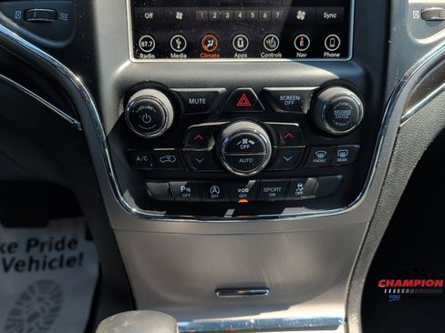 Used 2018 Jeep Grand Cherokee Limited AWD/4WD image 20
