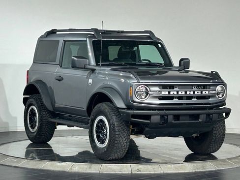 Used 2021 Ford Bronco Big Bend w/ Sasquatch Package AWD/4WD image 2