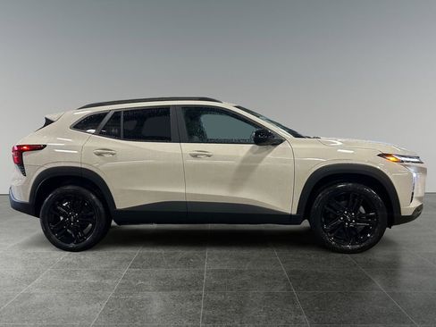 New 2026 Chevrolet Trax ACTIV w/ Sunroof Package image 8