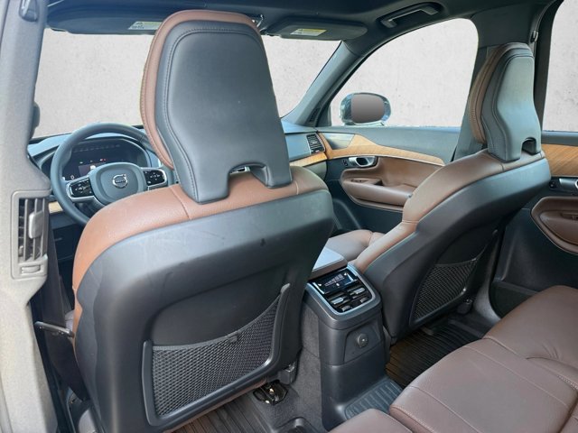 Used 2024 Volvo XC90 T8 Plus w/ Protection Package Premier AWD/4WD image 18
