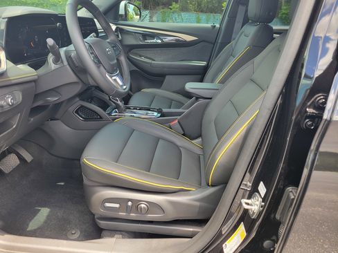 Certified 2026 Chevrolet TrailBlazer ACTIV w/ Convenience Package FWD image 29