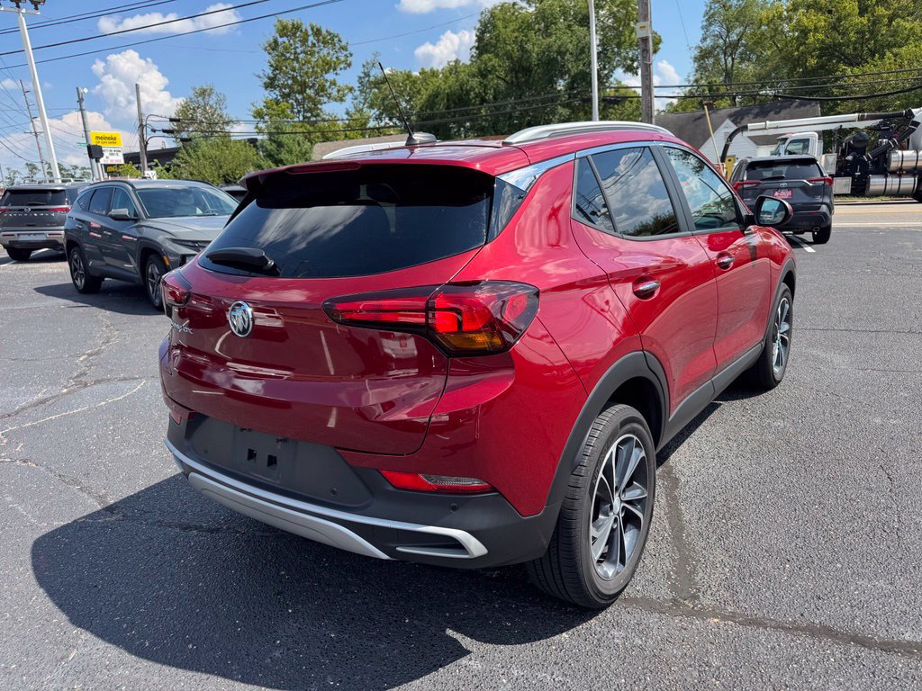 Used 2021 Buick Encore GX Select w/ Advanced Technology Package AWD/4WD image 6