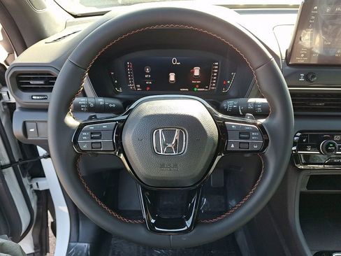 New 2026 Honda Pilot Sport image 15