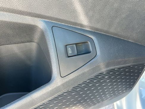 New 2026 Volkswagen Jetta SE FWD image 20