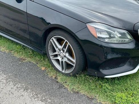 Used 2016 Mercedes-Benz E 350 4MATIC Sedan image 10