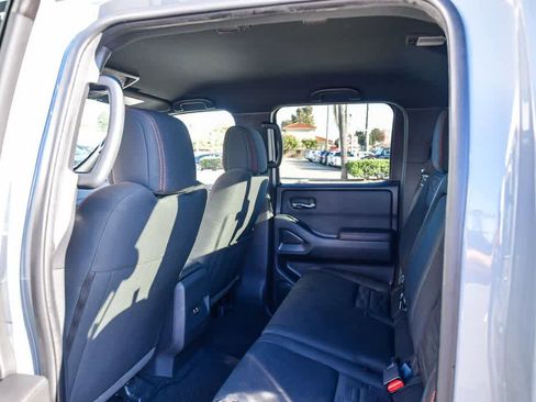 Used 2023 Nissan Frontier Pro-X w/ Tow Package image 18