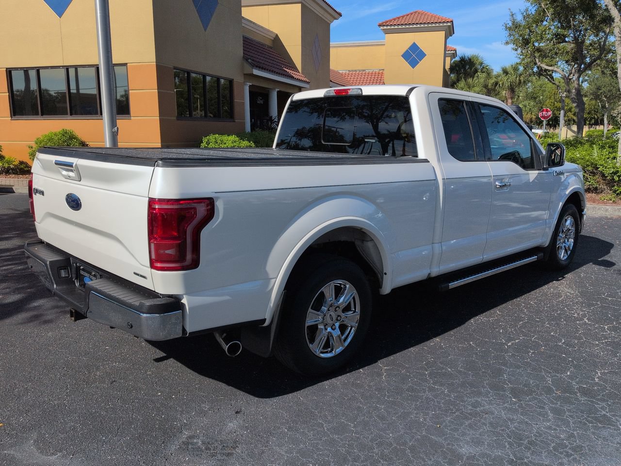 Used 2016 Ford F150 Lariat RWD image 4