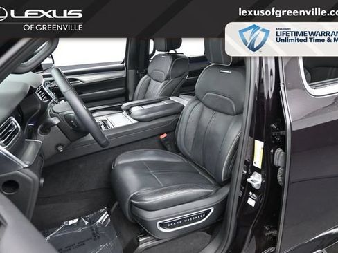 Used 2023 Jeep Grand Wagoneer Series II AWD/4WD image 24