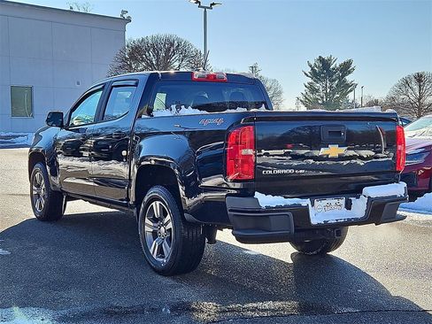 Used 2018 Chevrolet Colorado W/T w/ Custom Special Edition image 5