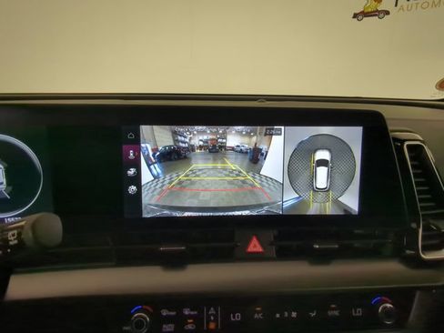 Used 2025 Kia Sportage SX FWD image 23
