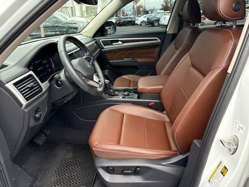 Used 2023 Volkswagen Atlas SE image 17