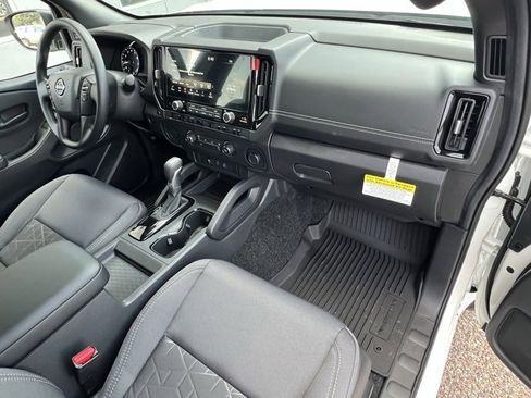 New 2026 Nissan Frontier SV w/ Tow Package image 22