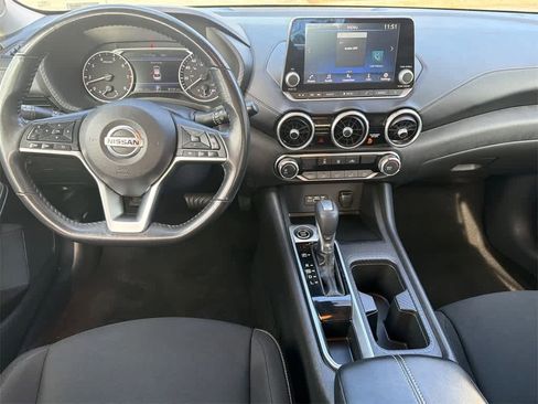 Used 2022 Nissan Sentra SV image 19