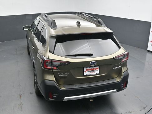Used 2022 Subaru Outback Limited AWD/4WD image 30