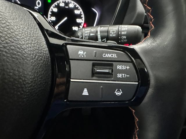 Used 2025 Honda Pilot TrailSport image 14