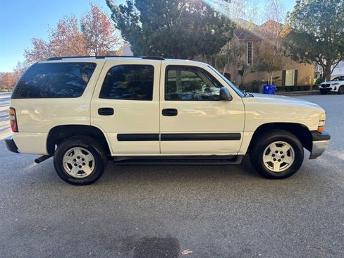 Used 2004 Chevrolet Tahoe LS image 5