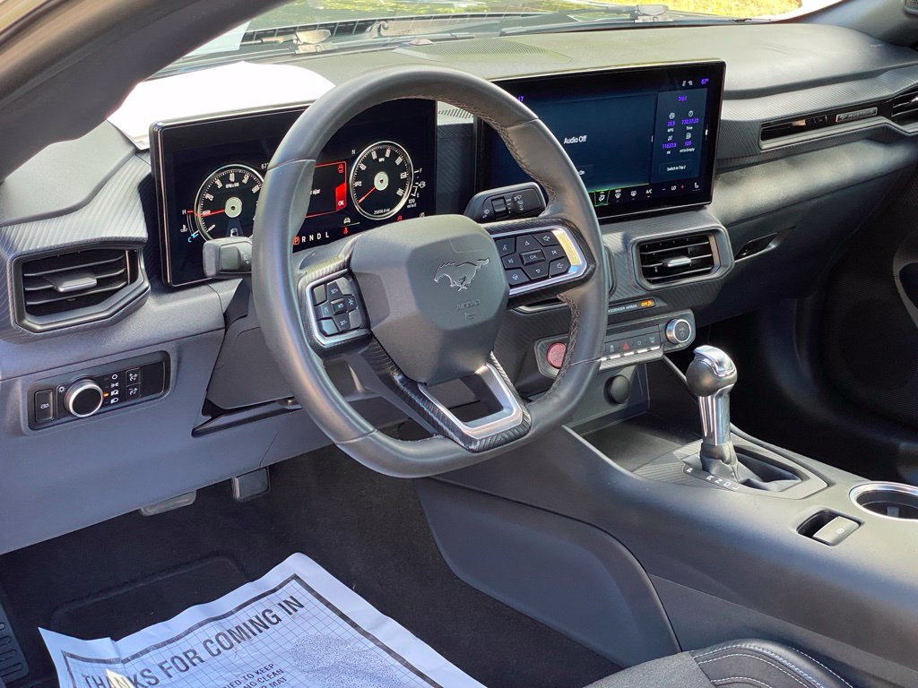 Used 2024 Ford Mustang Coupe RWD image 10