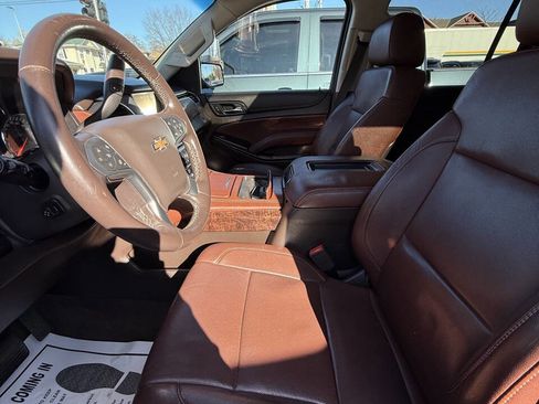 Used 2015 Chevrolet Suburban LTZ image 13