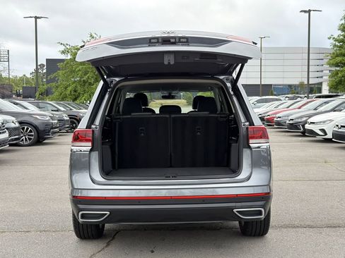 Used 2021 Volkswagen Atlas SE FWD image 15