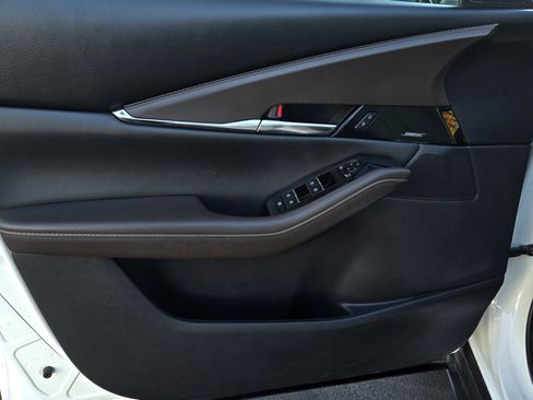 Used 2024 MAZDA CX-30 AWD 2.5 S w/ Premium Package image 8