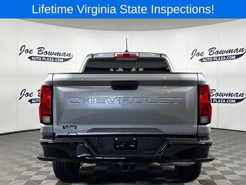 Used 2024 Chevrolet Colorado W/T AWD/4WD image 8