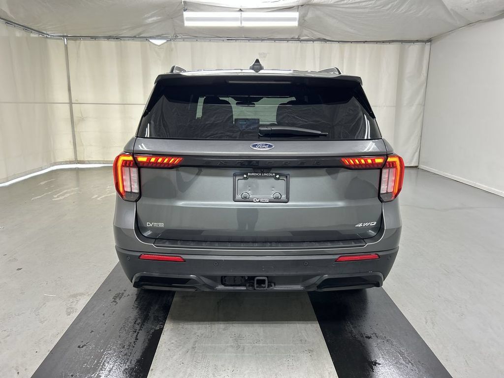 Used 2026 Ford Explorer ST-Line AWD/4WD image 22