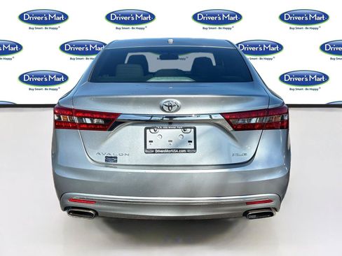 Used 2016 Toyota Avalon XLE Premium FWD image 6