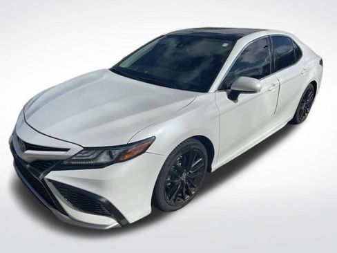 Used 2021 Toyota Camry XSE w/ Carpet Mat Package (TMS) AWD/4WD image 3