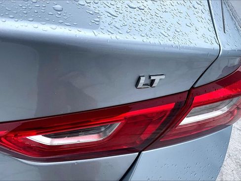 Used 2017 Chevrolet Malibu LT w/ Leather Package FWD image 24